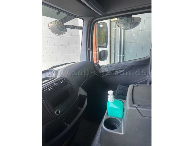1 Mercedes-Benz/Daimler, Atego 7,49 t, defect in het uitlaatsysteem – foto 6 – kavel bij Zoll-Auktion, Göttingen