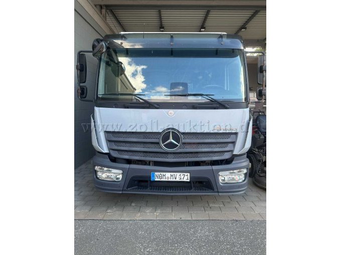 1 Mercedes-Benz/Daimler, Atego 7,49 t, defect in het uitlaatsysteem – foto 10 – kavel bij Zoll-Auktion, Göttingen