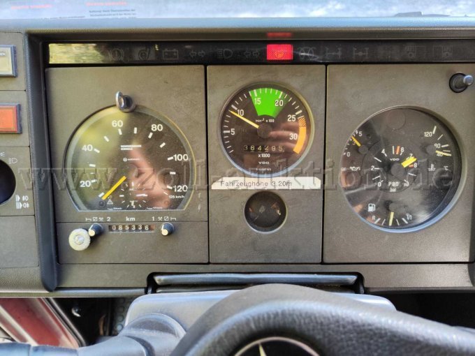 1 Mercedes-Benz 1124AF / Ziegler LF16/12 brandweervoertuig – foto 10 – kavel bij Zoll-Auktion, Unna