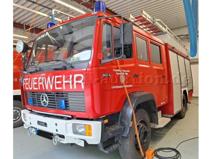 1 Mercedes-Benz 1124 AF Allrad - Schlingmann-Aufbau LF 16/12 – foto 4 – kavel bij Zoll-Auktion, Hille