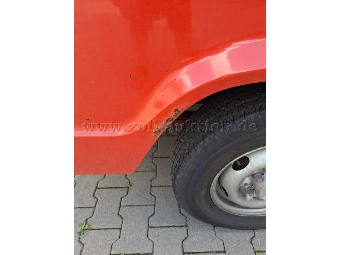 1 Mercedes-Benz 208D-KA Kastenwagen Umbau zum Gerätewagen BJ 1992 – foto 11 – kavel bij Zoll-Auktion, Thedinghausen