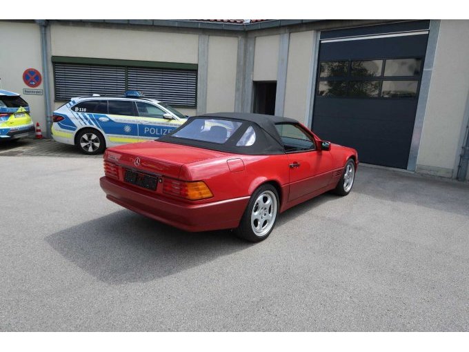 1 Mercedes-Benz 300SL Type: 129, eerste registratie: 08/1990, APK: 07/2028 – foto 2 – kavel bij Zoll-Auktion, Kempten (Allgäu)