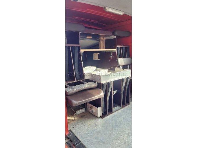 Mannschaftsraum hinten