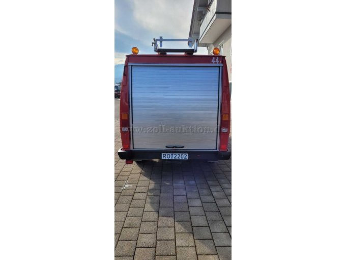 Heckansicht geschlossen