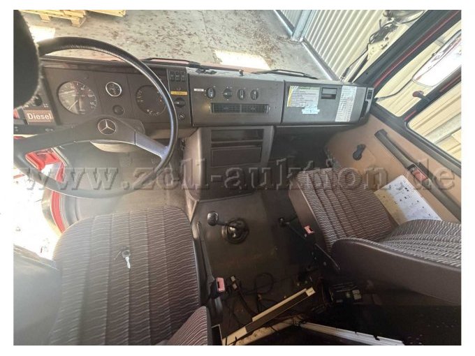 1 Mercedes-Benz 711 (D) LF8 Löschgruppenfahrzeug BJ 1992 – foto 5 – kavel bij Zoll-Auktion, Thedinghausen