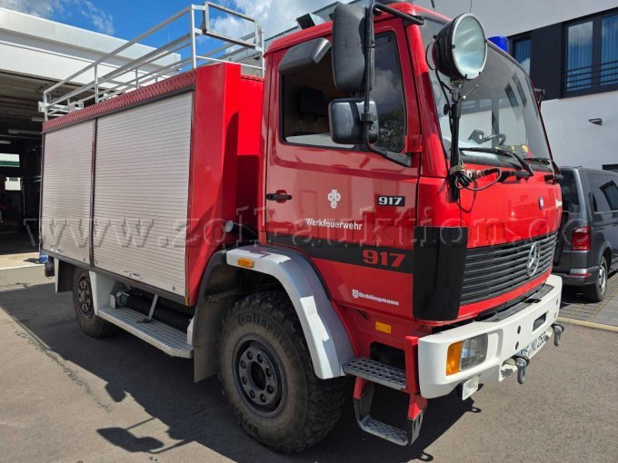 1 Mercedes-Benz 917 AF Sonder-Kfz Löschfahrzeug – foto 2 – kavel bij Zoll-Auktion, Ingersleben