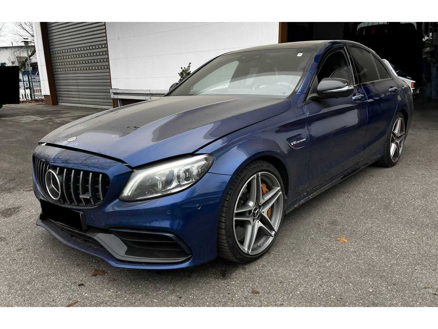 Front- Seitenansicht