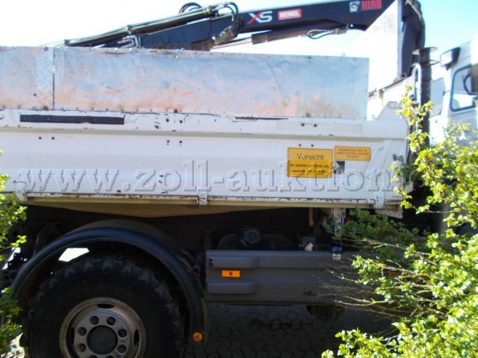 Fahrzeug Beifahrerseite mittig