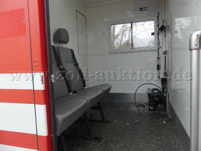 1 Mercedes-Benz ATEGO 976.X1 / 815F 3-türig mit Ladebordwand – foto 4 – kavel bij Zoll-Auktion, Bremen