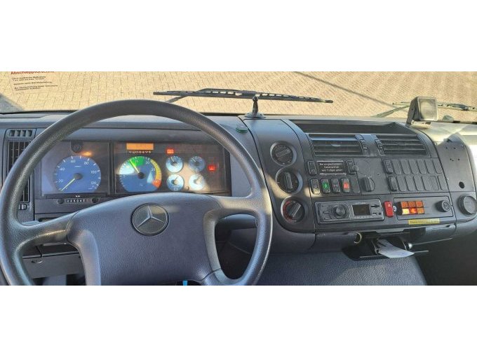 Fahrerraum (Instrumente)