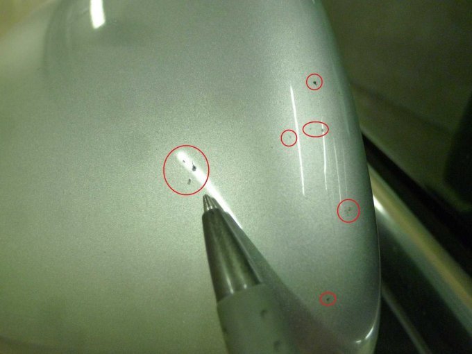 Außenspiegel rechts > Spiegelkappe: Steinschläge