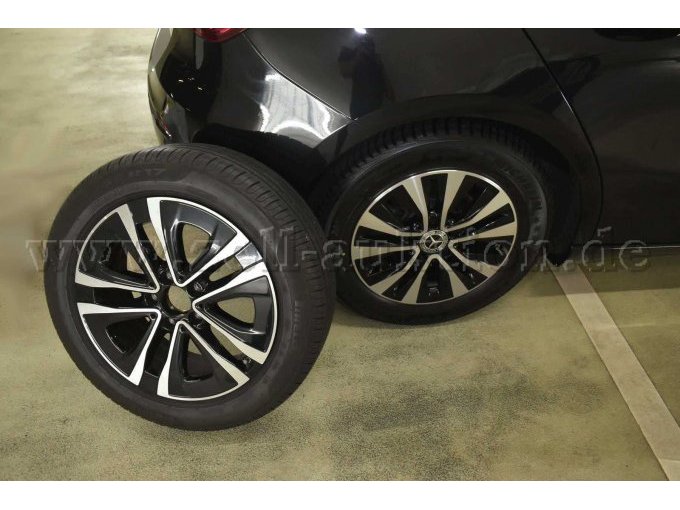 1 Mercedes-Benz A 180 benzine 7-traps DCT "Progressive Line" / standverwarming – foto 7 – kavel bij Zoll-Auktion, Köln
