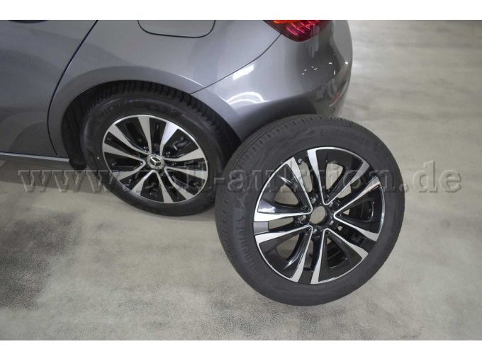 1 Mercedes-Benz A 180 benzine 7-traps DCT "Progressive Line" / standverwarming – foto 8 – kavel bij Zoll-Auktion, Köln