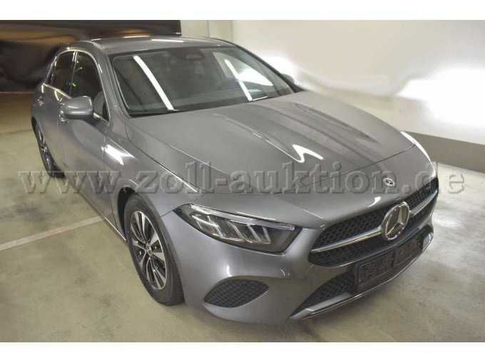 1 Mercedes-Benz A 180 benzine 7-traps DCT "Progressive Line" / standverwarming – foto 2 – kavel bij Zoll-Auktion, Köln