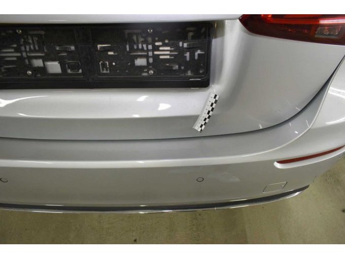 1 Mercedes-Benz A 180 benzine 7-traps DCT "Progressive Line" / standverwarming – foto 10 – kavel bij Zoll-Auktion, Köln