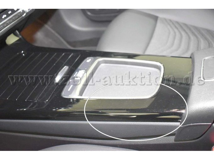 1 Mercedes-Benz A 180 benzine 7-traps DCT "Progressive Line" / standverwarming – foto 12 – kavel bij Zoll-Auktion, Köln