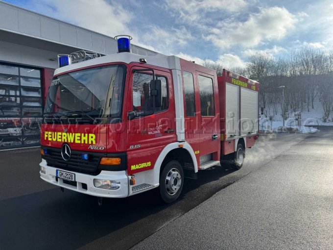 Front / Seitenansicht links