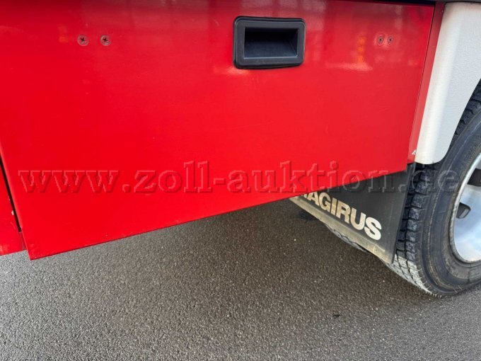 Lackschaden Traversenkasten hinten rechts