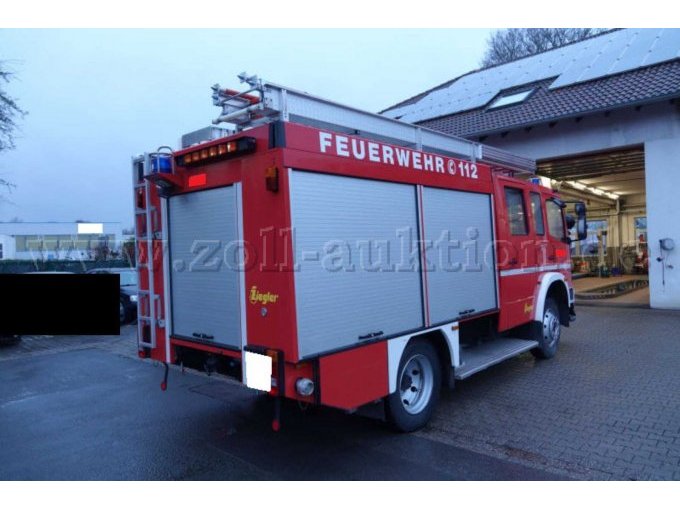 Mercedes-Benz Atego 918 AF 4x4 / Seitenansicht