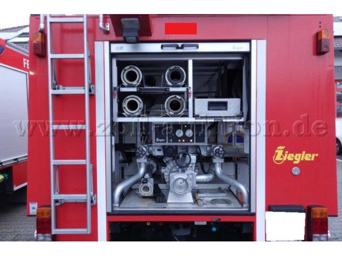 Mercedes-Benz Atego 918 AF 4x4 / Rückansicht