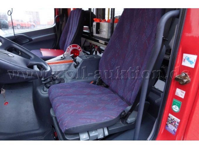 Mercedes-Benz Atego 918 AF 4x4 / Innenansicht