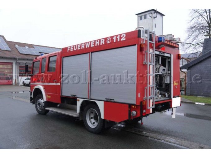 Mercedes-Benz Atego 918 AF 4x4 / Seitenansicht