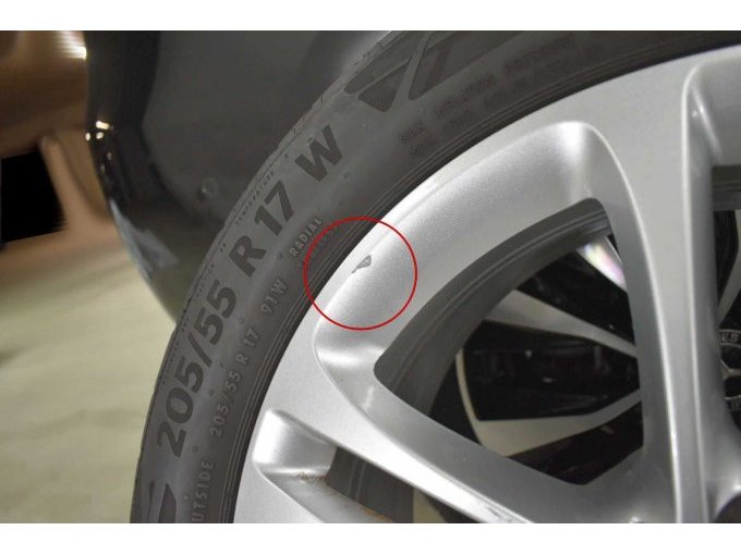1 Mercedes-Benz B 180 met 7-traps DCT "Progressive Line" – foto 6 – kavel bij Zoll-Auktion, Köln