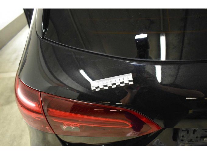 1 Mercedes-Benz B 180 met 7-traps DCT "Progressive Line" – foto 9 – kavel bij Zoll-Auktion, Köln