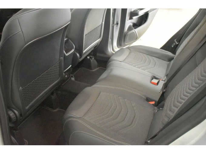 1 Mercedes-Benz B 180 met 7-traps DCT "Progressive Line" – foto 12 – kavel bij Zoll-Auktion, Köln