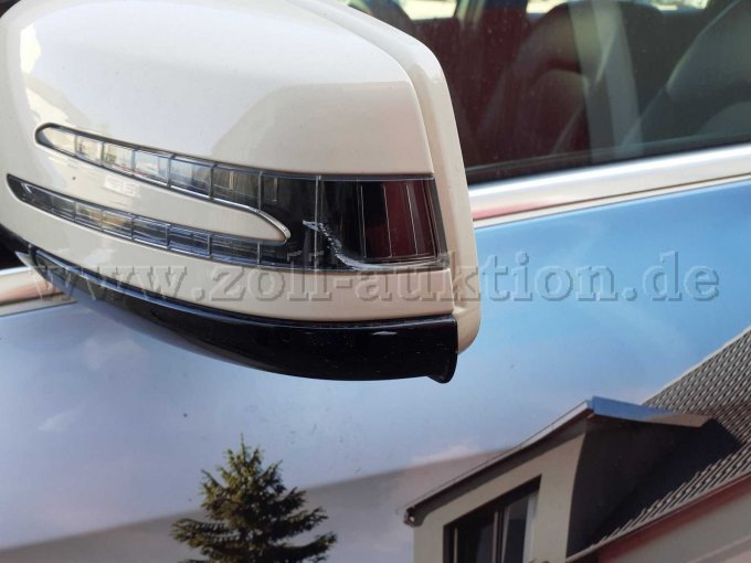Mercedes-Benz B 180 CDI, Riss im Spiegelgehäuse