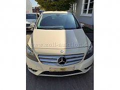 Mercedes-Benz B 180 CDI, Front