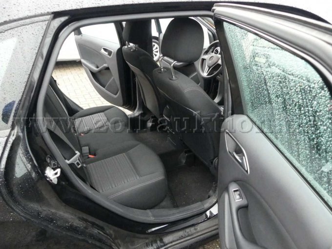 Innenansicht hinten rechts