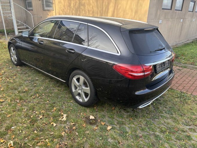 Heckansicht Seitenansicht