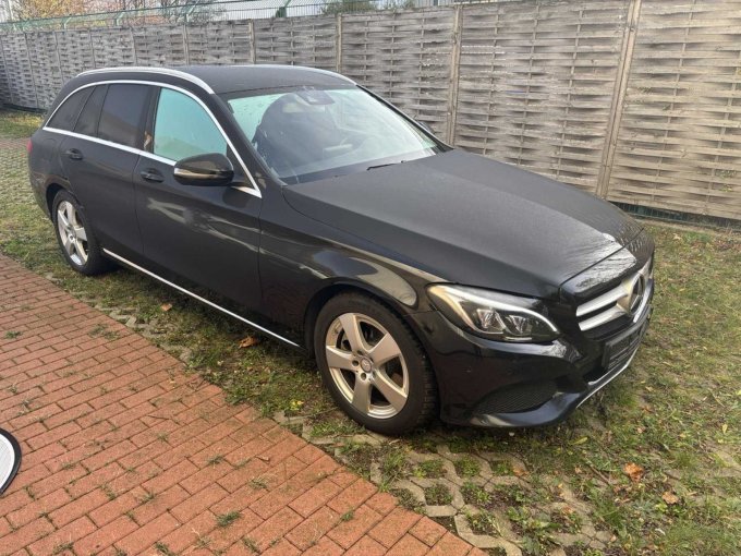 Frontansicht seitlich