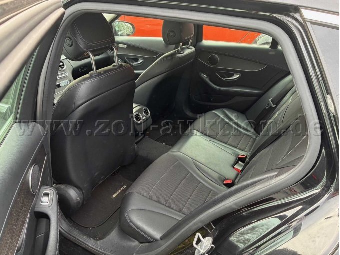 Rückbank-Fahrerseite