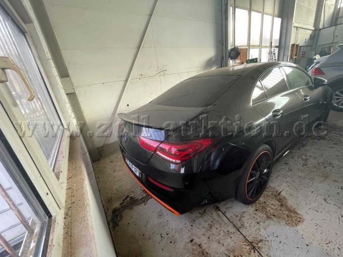 Heckansicht/Seitenansicht rechts