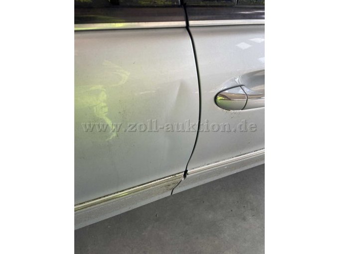 Mercedes C 180 Kompressor / Beifahrerseite