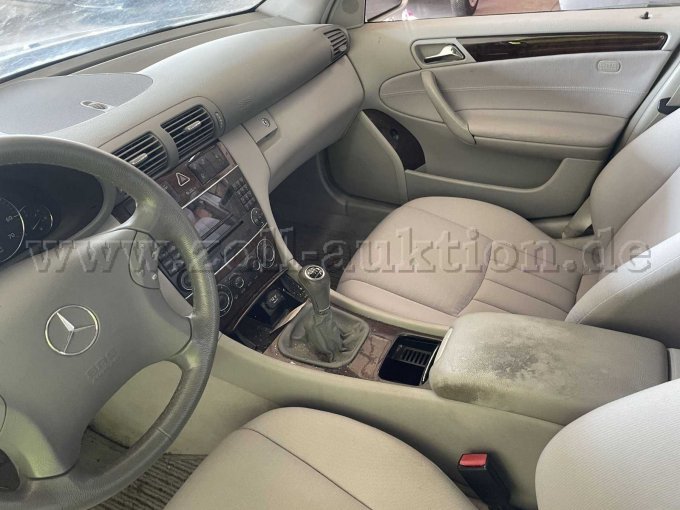 Mercedes C 180 Kompressor / Fahrerseite