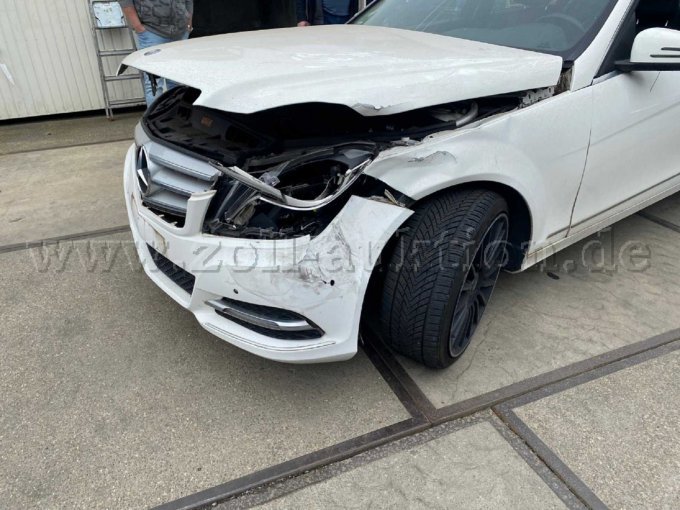 Ansicht Frontschaden vorne links