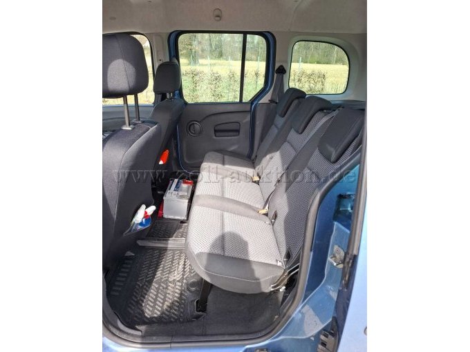 Einstieg Rücksitze Fahrerseite