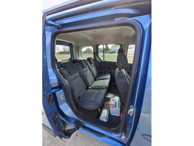 Einstieg Rücksitze Beifahrerseite