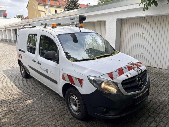 Frontansicht seitlich