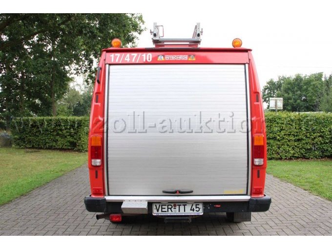 1 Mercedes-Benz (D) 310KA TSF8 BJ 1992 Tragkraftspritzenfahrzeug – foto 4 – kavel bij Zoll-Auktion, Thedinghausen
