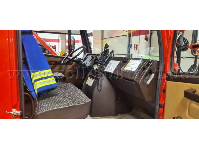 1 Mercedes-Benz (D) 510 563000 Gerätewagen BJ 1992 – foto 7 – kavel bij Zoll-Auktion, Thedinghausen