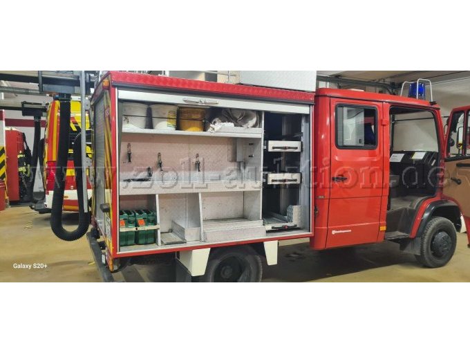 1 Mercedes-Benz (D) 510 563000 Gerätewagen BJ 1992 – foto 3 – kavel bij Zoll-Auktion, Thedinghausen