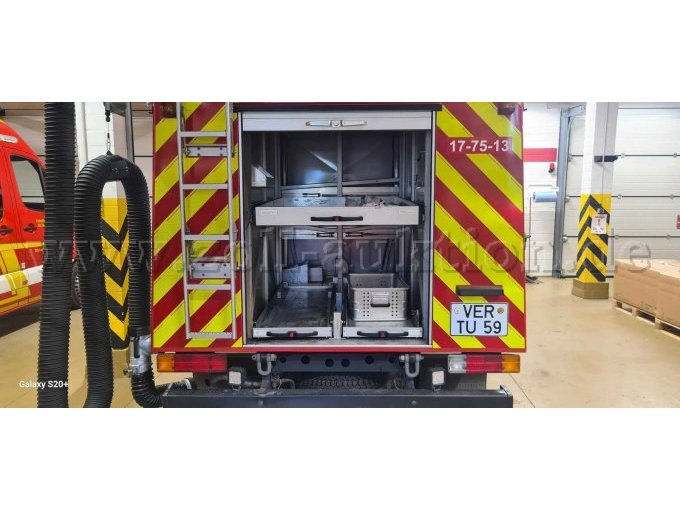1 Mercedes-Benz (D) 510 563000 Gerätewagen BJ 1992 – foto 4 – kavel bij Zoll-Auktion, Thedinghausen
