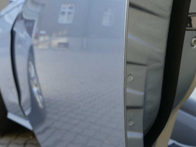 Falzkante angeschlagen