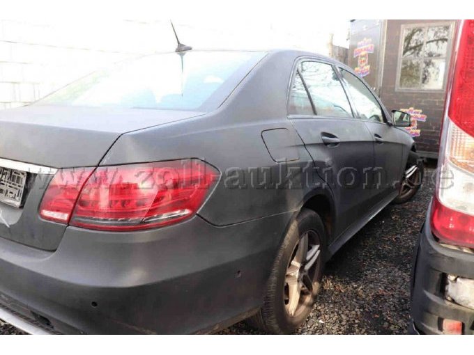 Hinten Beifahrerseite