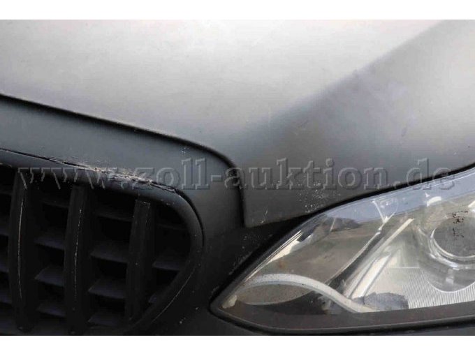 Kühlergrill/Beleuchtung Fahrerseite Vorne