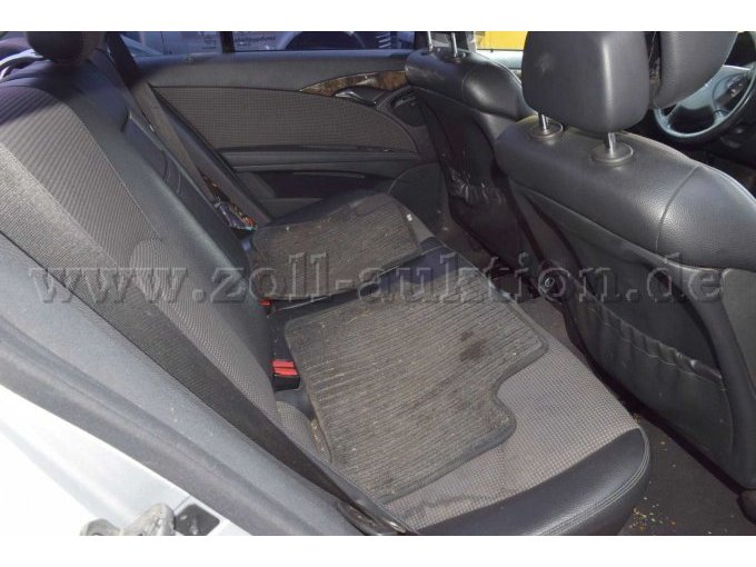 1 Mercedes-Benz E 220 CDI – foto 9 – kavel bij Zoll-Auktion, Müllenbach